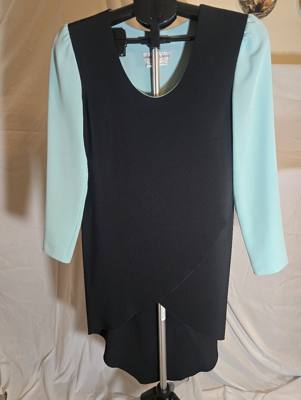 James T. Clarke Black High-low Tunic Top with Baby Blue Long Sleeves